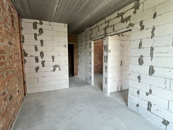 Двокімнатна квартира з Індивідуальним газовим опаленням! Будинок з ліфтом  Поруч Бучанський парк Гостомель