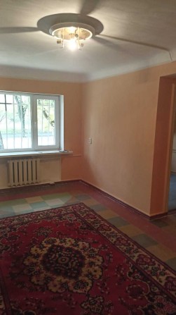 Продам 2 ком. квартиру в кирпичном доме. V - фото 1