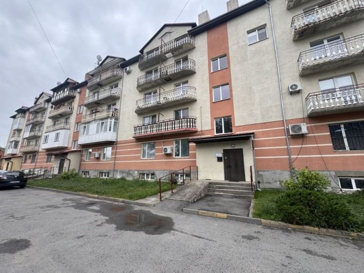 Продаж дворівневої квартири в Здолбунові - фото 1