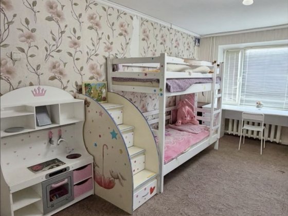 Продам 3-комнатную киевку проспект Мира 3 этаж Ізмаїл