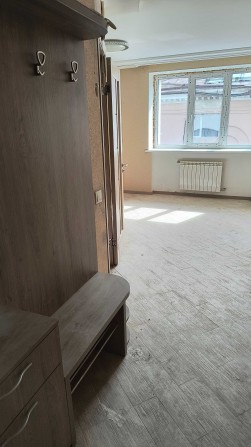 Продається 3-кімнатна квартира в м.Ізюм - фото 1