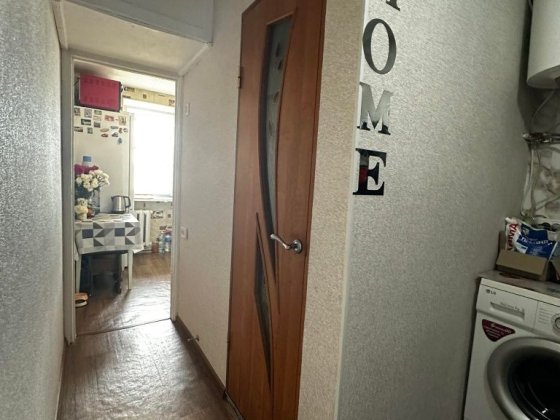 Продаж 1 кімнатної квартири ( гостинка) Черноморск
