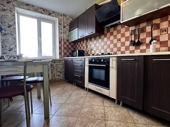 3 к квартира в Чорноморську Черноморск