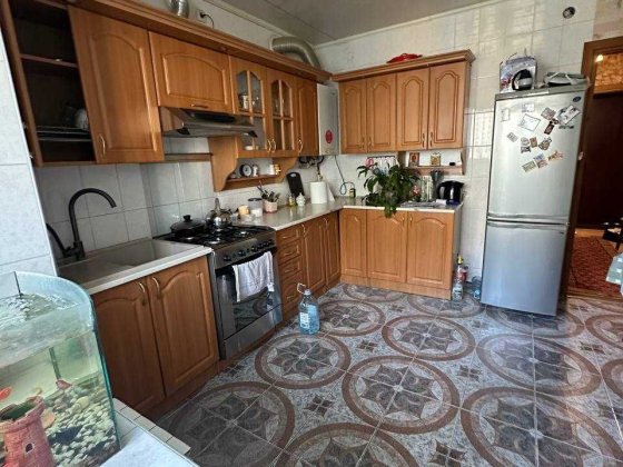 Продам 2-х кім. кв. ЦЕНТР, індивідуальне опалення Кам'янець-Подільський