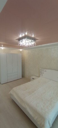 Продається 1-кім квартира в самому Центрі міста Степана Бандери,19 !!! - фото 1
