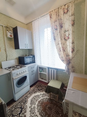 Продається 1-но кімнатна квартира Черьомушки - фото 1
