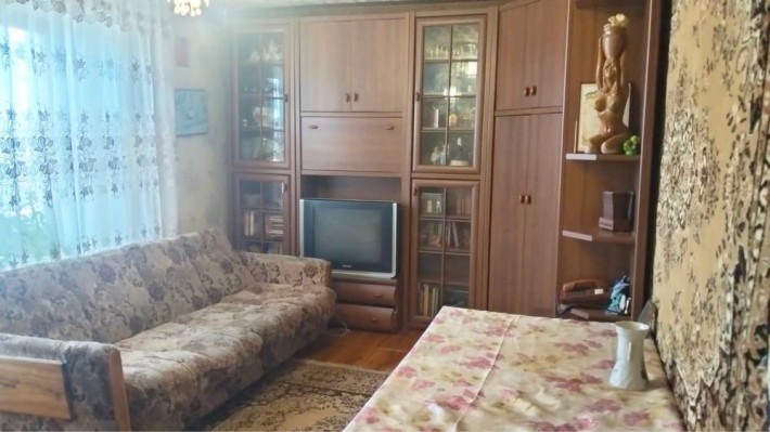 Продам 2 кімнатну чешку ! - фото 1