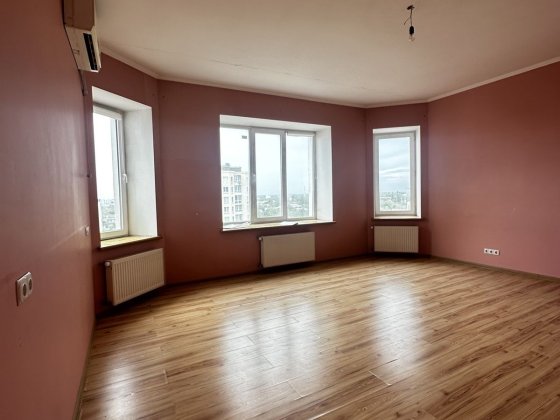 Продам 2 к квартиру 98 м кв Чорноморськ