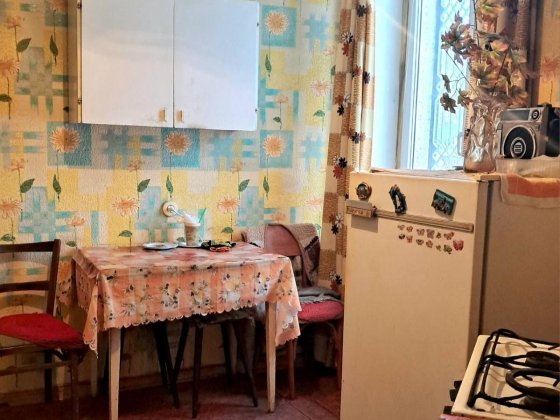Продам 2к.квартиру Черноморск низкий этаж Чорноморськ
