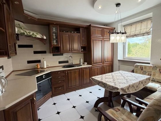 Продам 3 кімнатну квартиру Каменец-Подольский