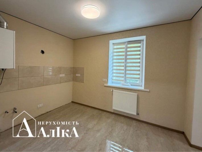 Продам 2-кімнатну квартиру з новим ремонтом в приватному секторі - фото 1