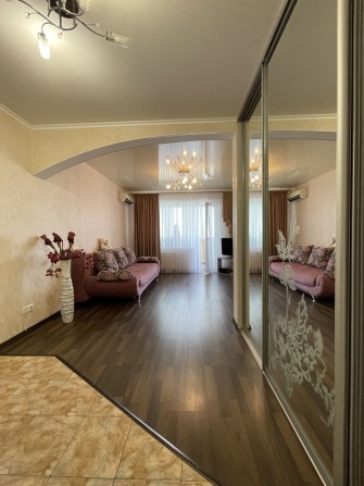 В продаже большая 1к - фото 1