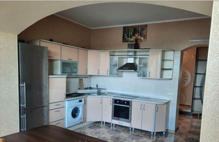 Продам 2комнатную квартиру с ремонтом Черноморск - фото 1