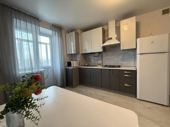 Продаж 1к квартири 2 поверх, 43 кв.м центр Гостомеля з гардеробною! ЖК Покровський Гостомель