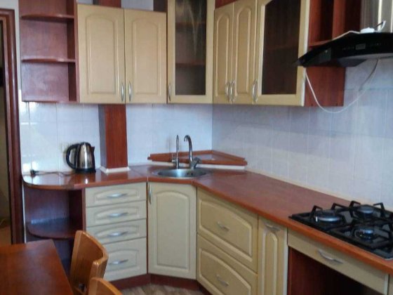 Продам 4х ком с ремонтом