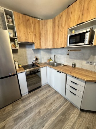Продам просторную однокомнатную квартиру - фото 1