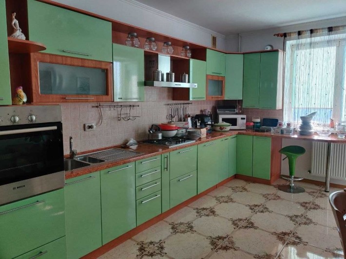 Продам 2-х кім. квартиру - фото 1