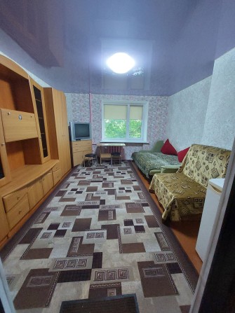 Комната в коммунальном общежитии. - фото 1