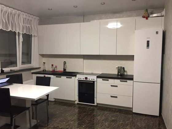 Продам 1 кв на Ц.Бульваре этаж 2/10 Черноморск