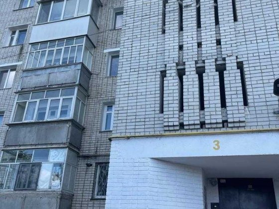 Продаж 3х кімнатної квартири, рн. "Вокзал", вул. Волонтерів 11 Конотоп