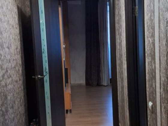 2-х кімнатна квартира з індивідуальним опаленням в центрі міста. Конотоп