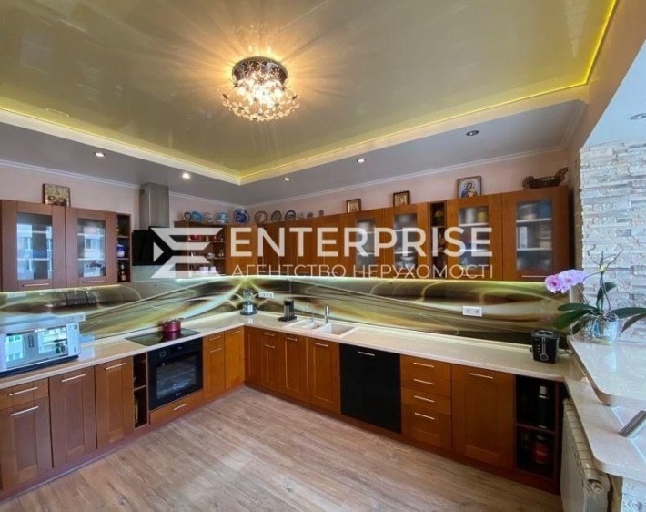 Продаж 3к квартира 110м2  евроремонт Академгородок ЖК Атлант-2 - фото 1