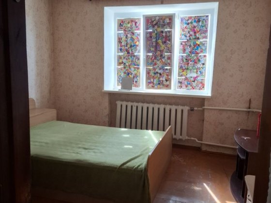 Продам квартиру з меблями 