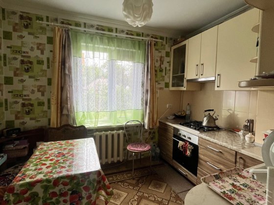 Продаж 3 квартири в центрі міста по вул. Достоєвського Лубны
