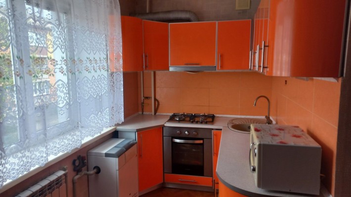 Продам квартиру з капітальним ремонтом в Люботині - фото 1