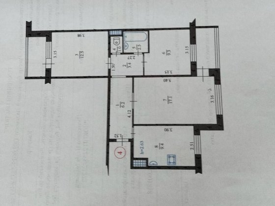 Продам 3-кімн. квартиру на 4 м-ні Лозова