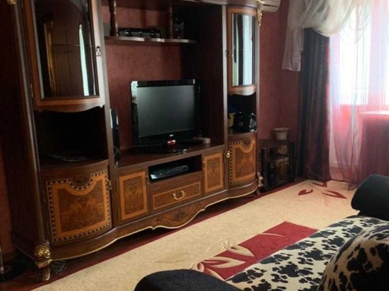 Продам 1 к. квартиру по вул. Д.Апостола 5, 5 поверх Миргород
