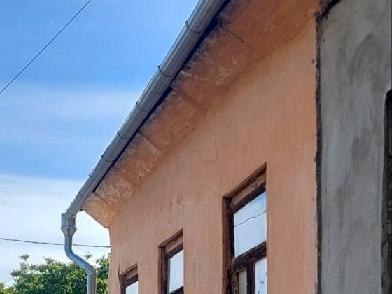 Продам 3-кімнатну квартиру. Вул.Покровська,25.