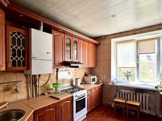 Продаж 3-кімнатної квартири з індивідуальним опаленням Нежин
