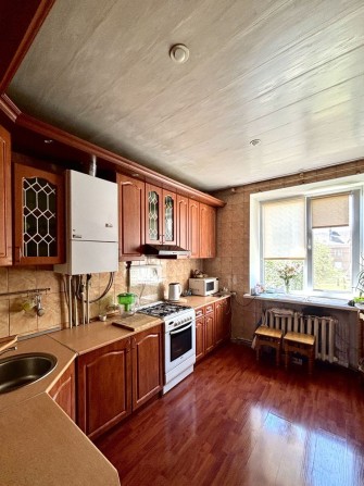 Продаж 3-кімнатної квартири з індивідуальним опаленням - фото 1