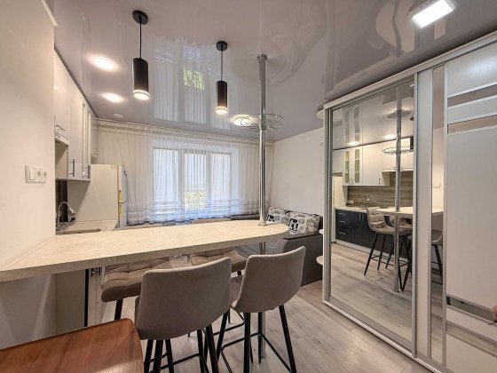 Продаж смарт-квартири в центрі міста. Укомплектована усім необхідним Нововолинськ