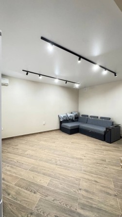 Продається квартира у самому центрі міста на площі Духновича.

Квартира розташована на 1 поверсі 3 - фото 1