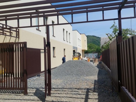 Продаються двоповерхові квартири із паркувальним місцем та зоною для барбекю! Кожна квартира по 97 к Мукачеве