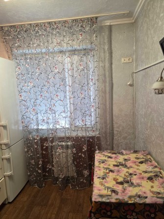 Продам  двухкімнатну квартиру центр міста підходить під є відновлення - фото 1
