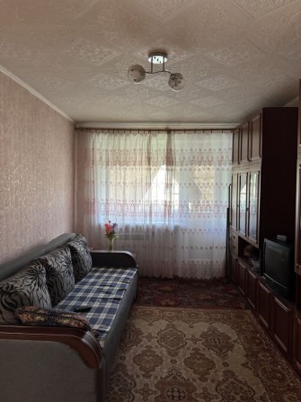 Продам  2 х комнатную квартиру - фото 1