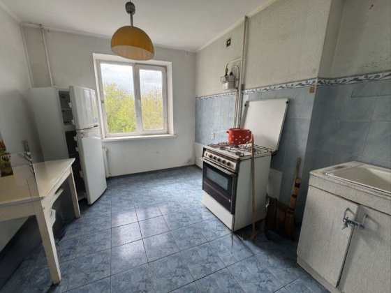 Продам  свою квартиру 3-х кімнатну 59 кВ. 3/9 Самар