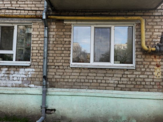 Продам 1ком квартиру на первом этаже Павлоград