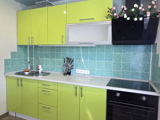 Продаж однокімнатної квартири у м.Самар з власним подвір'ям Самар