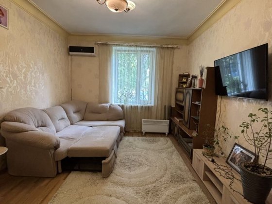 Продам 2-кімнатну квартиру Павлоград