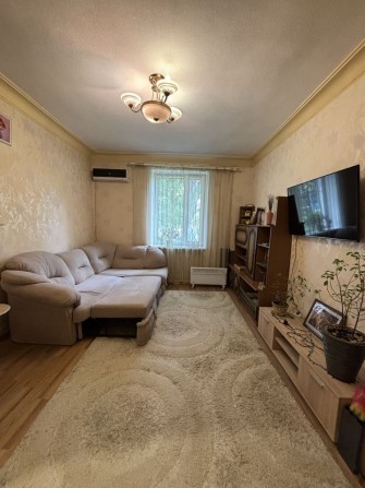 Продам 2-кімнатну квартиру - фото 1