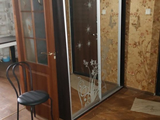 Продам  2-х кімнатну квартиру в Павлограді Павлоград
