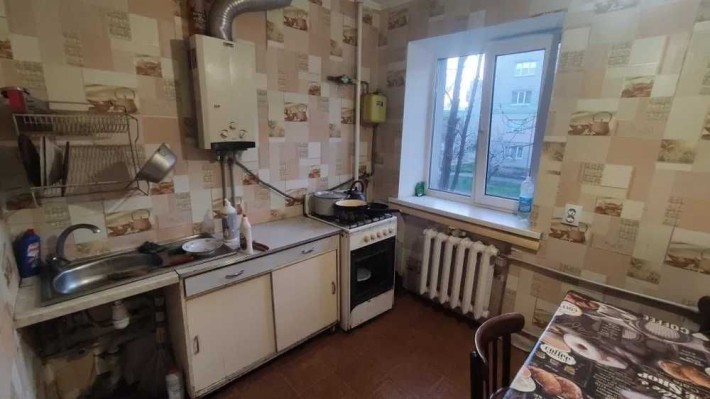 Продаётся 2-х комнатная квартира в центре Славянска - фото 1