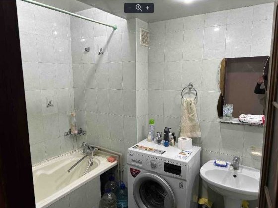 Продам крупногабаритную квартиру в центре.