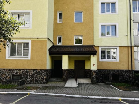 Продаж просторої 3-ох кімнатної квартири площею 105 м.кв.місто Стрий, вул. Львівська Стрый