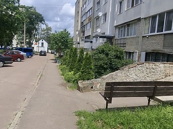 2 Кімнатна Квартира Напроти 2 Поверсі