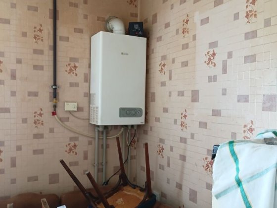 Квартира з індивідуальниим газовим опаленням, третій поверх не кутова Умань